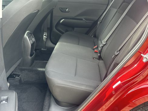 Used 2025 Hyundai Kona SEL FWD image 20