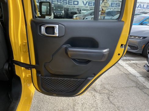 Used 2018 Jeep Wrangler Unlimited Sport S image 22