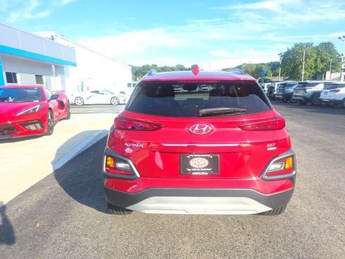 Used 2021 Hyundai Kona Limited w/ Cargo Package AWD/4WD image 3