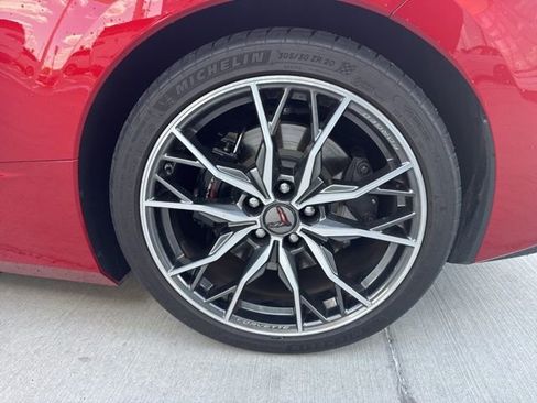 Used 2024 Chevrolet Corvette Stingray Preferred Conv w/ Z51 Performance Package RWD image 15