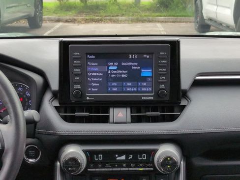 Certified 2020 Toyota RAV4 XLE w/ XLE Grade Weather Package AWD/4WD image 17