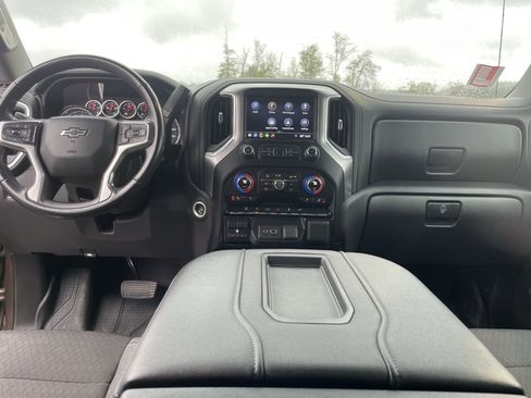 Used 2019 Chevrolet Silverado 1500 LT Trail Boss AWD/4WD image 14