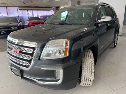 Used 2017 GMC Terrain SLT w/ Open Road Package image 3