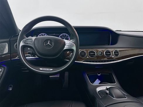 Used 2014 Mercedes-Benz S 63 AMG 4MATIC Sedan image 25