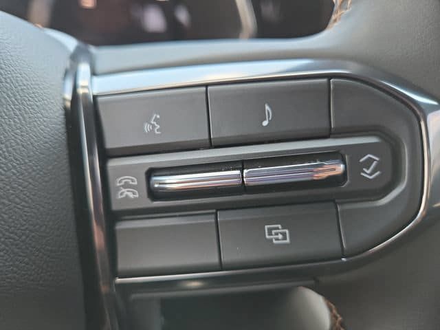 Used 2025 GMC Canyon AT4 w/ Nightfall Edition AWD/4WD image 22