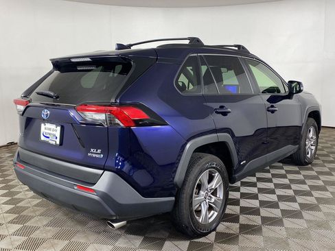 Used 2023 Toyota RAV4 XLE w/ Convenience Package AWD/4WD image 7