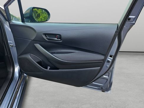 Used 2025 Toyota Corolla LE FWD image 36