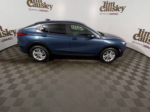 Used 2024 Buick Envista Preferred w/ Convenience I Package image 9