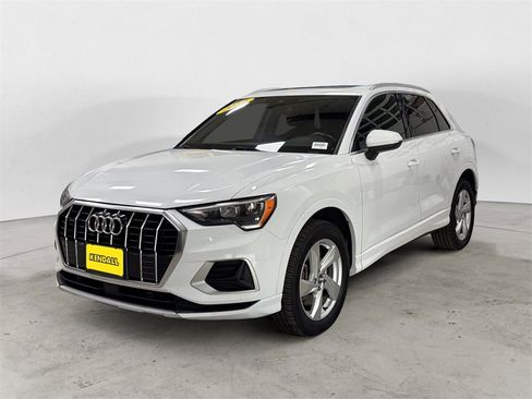 Used 2019 Audi Q3 2.0T Premium image 1