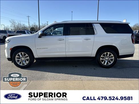Used 2024 Chevrolet Suburban Premier image 14