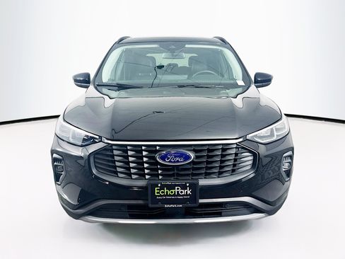 Used 2025 Ford Escape Platinum AWD/4WD image 2