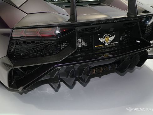 Used 2015 Lamborghini Aventador LP 700-4 image 9