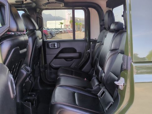 Used 2021 Jeep Gladiator Mojave AWD/4WD image 25
