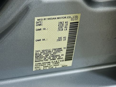 Used 2022 Nissan Altima 2.5 SV image 12