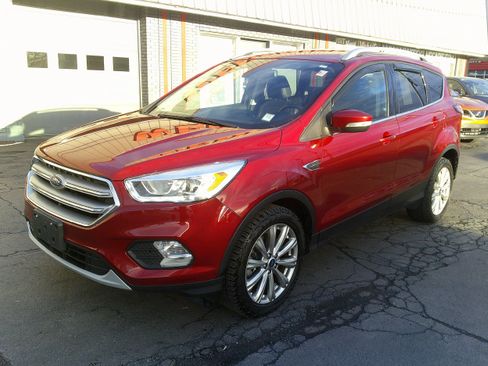 Used 2017 Ford Escape Titanium image 12