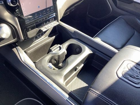 Used 2024 RAM 1500 Laramie image 18