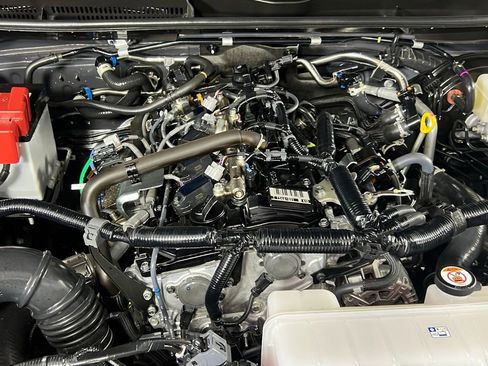 Used 2025 Toyota 4Runner TRD Off-Road image 31