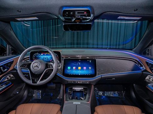 New 2026 Mercedes-Benz E 450 4MATIC Sedan image 14