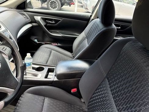 Used 2017 Nissan Altima 2.5 S w/ Power Driver Seat Package FWD image 8