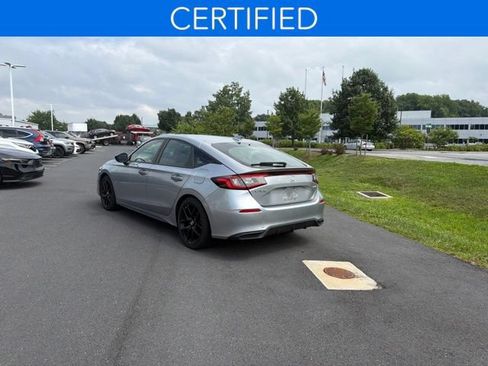 Used 2024 Honda Civic Sport image 3