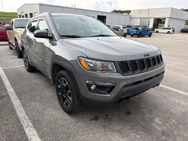 Used 2019 Jeep Compass Sport AWD/4WD image 1