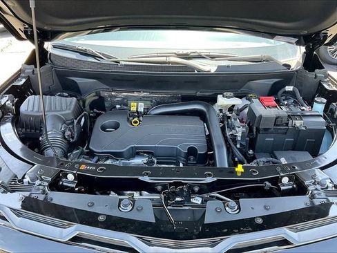 New 2027 Chevrolet Equinox RS w/ Safety and Technology Package FWD image 14