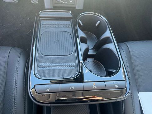 New 2026 Hyundai Ioniq 5 SEL image 28