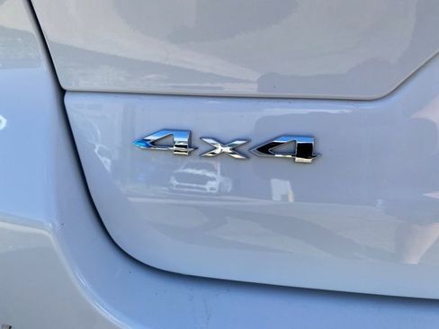 Certified 2023 Jeep Grand Cherokee Laredo image 5