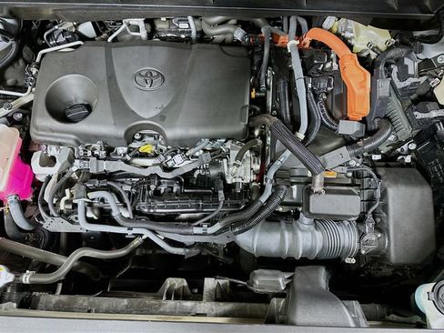 Certified 2023 Toyota Highlander Bronze Edition image 33