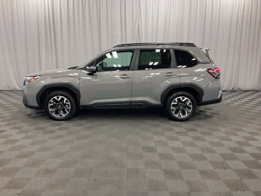 Used 2026 Subaru Forester Premium AWD/4WD image 14