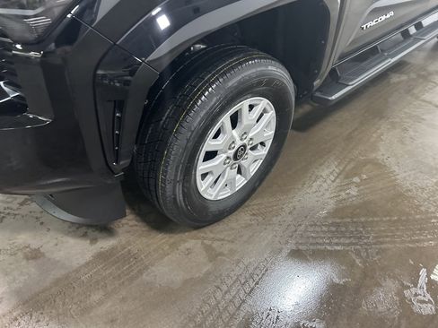 New 2025 Toyota Tacoma SR5 image 9