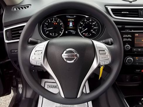 Used 2015 Nissan Rogue S AWD/4WD image 16