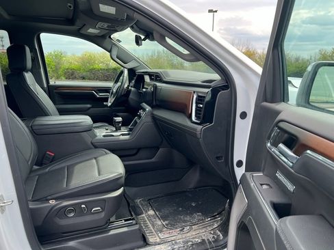 Used 2024 GMC Sierra 1500 Denali w/ Denali Reserve Package image 10