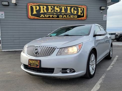 Used 2010 Buick LaCrosse CXL w/ Luxury Package image 2