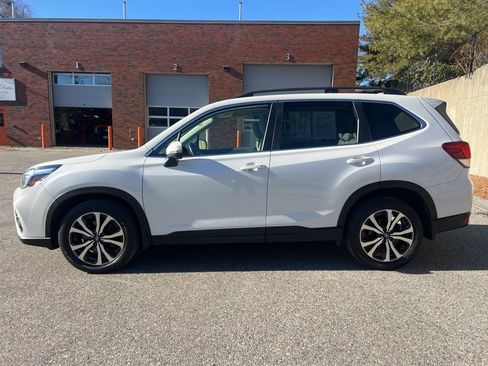 Used 2020 Subaru Forester Limited image 2