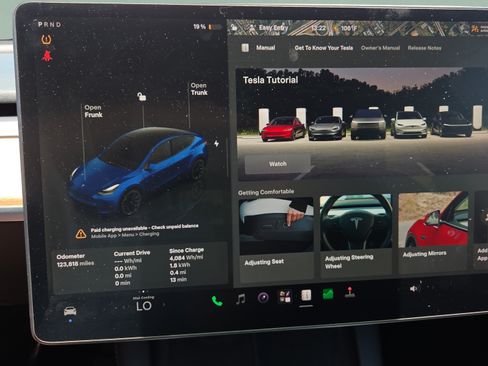 Used 2022 Tesla Model Y Long Range AWD/4WD image 25