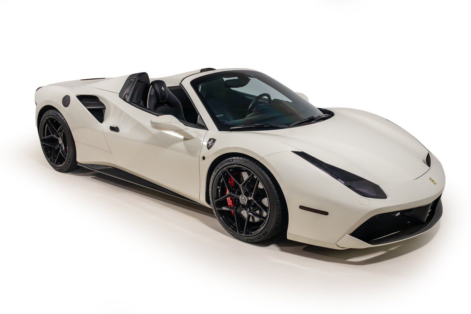 Certified 2017 Ferrari 488 Spider RWD image 9