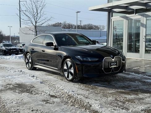 Used 2025 BMW i4 xDrive40i w/ Premium Package image 1
