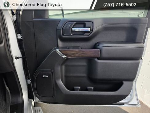 Used 2019 GMC Sierra 1500 SLT w/ SLT Premium Plus Package image 43