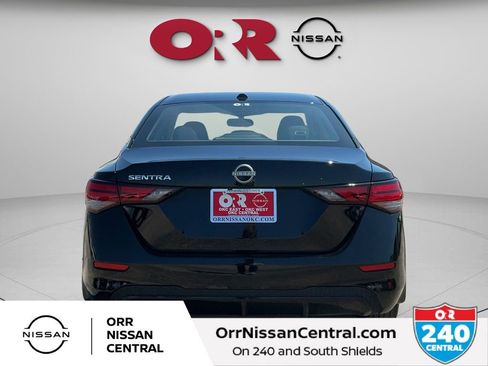 Used 2025 Nissan Sentra SV w/ Trunk Package image 6