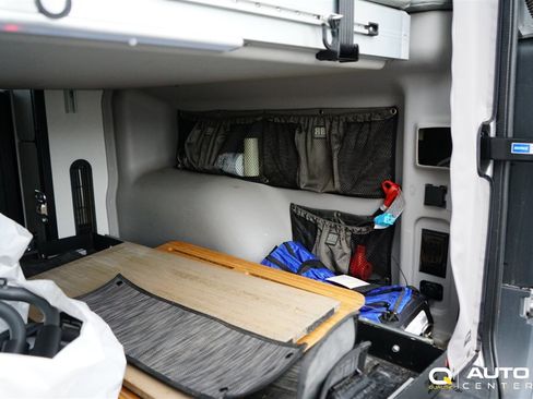 Used 2018 Mercedes-Benz Sprinter 2500 image 72