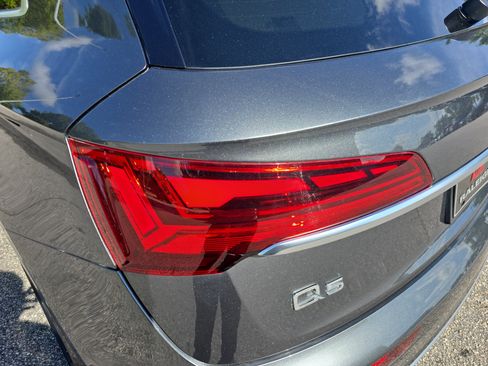 Used 2023 Audi Q5 2.0T Premium w/ Convenience Package AWD/4WD image 31