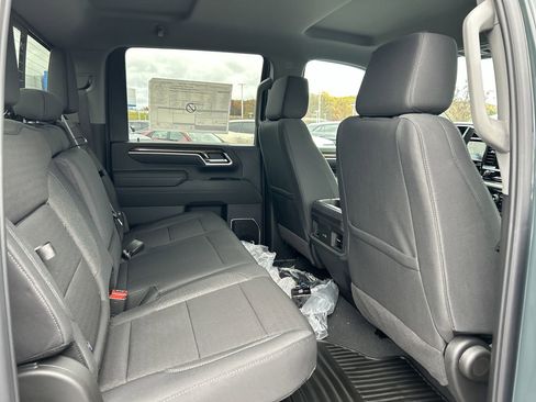 New 2026 Chevrolet Silverado 2500 LT w/ Trail Boss Package image 19