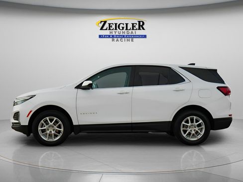 Used 2024 Chevrolet Equinox LT w/ LPO, Floor Liner Package AWD/4WD image 4