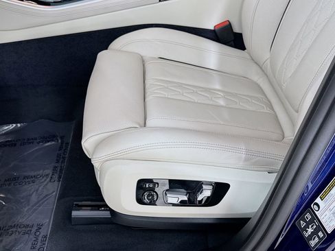 New 2026 BMW X5 M60i image 20