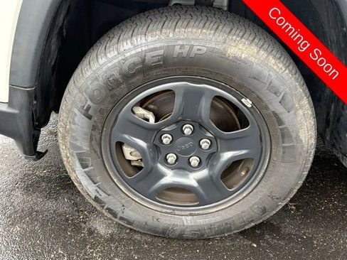 Used 2019 Jeep Compass Sport image 11