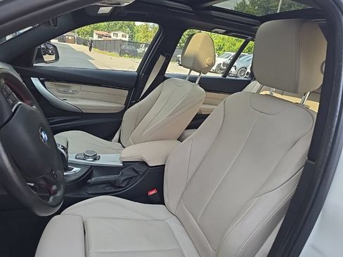 Used 2018 BMW 328d xDrive Wagon AWD/4WD image 12