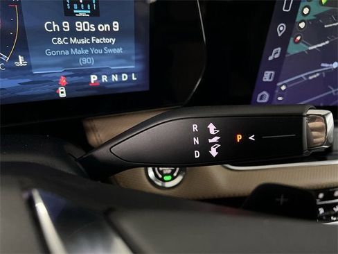 New 2026 Chevrolet Equinox ACTIV image 16