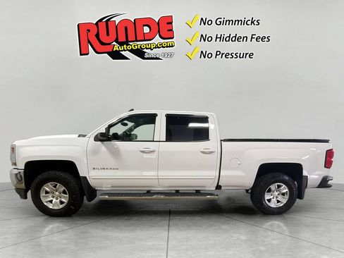 Used 2017 Chevrolet Silverado 1500 LT w/ True North Edition AWD/4WD image 3