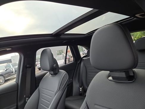 New 2026 Mercedes-Benz GLC 300 4MATIC image 24